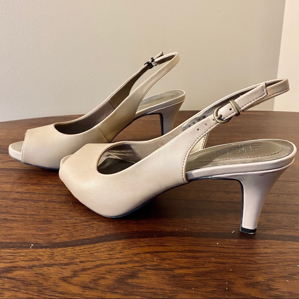 Patent Peep Toe Pumps in Nude - Life Stride Teller
